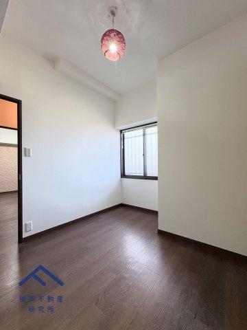 ホワイトパレス姪浜の洋室