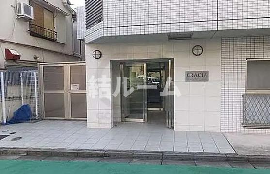 板橋区氷川町の賃貸マンションのエントランス