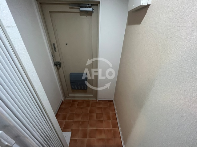 西田辺Premiereの玄関