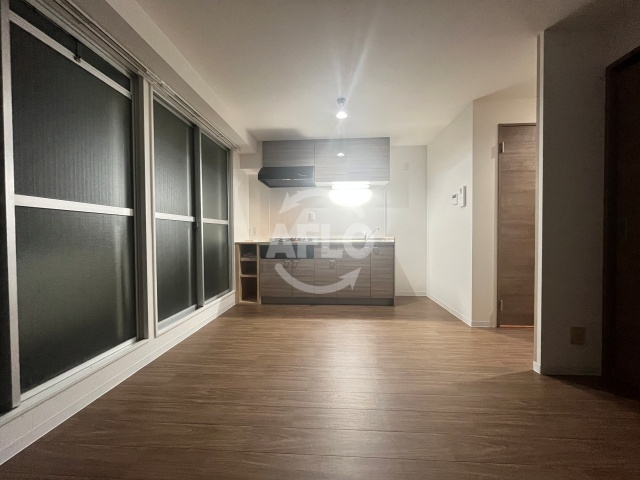 西田辺Premiereの居間・リビング