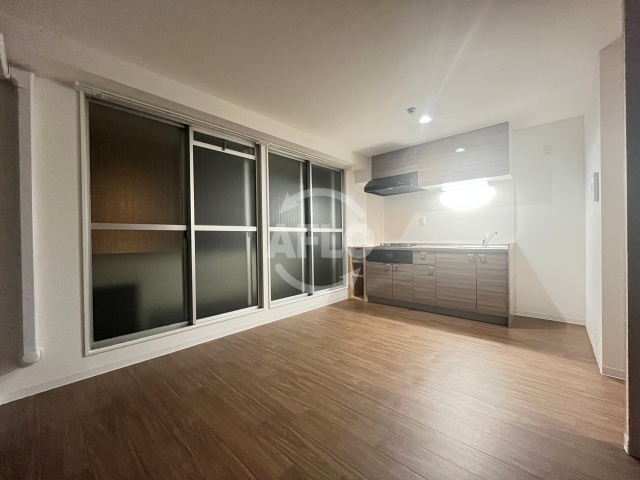 西田辺Premiereの居間・リビング