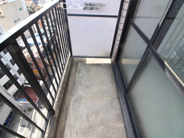 ＳＨＩＭＯＮＳ１１のバルコニー