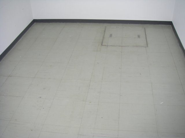 光南コスモビルの内装|明るい色調の室内です