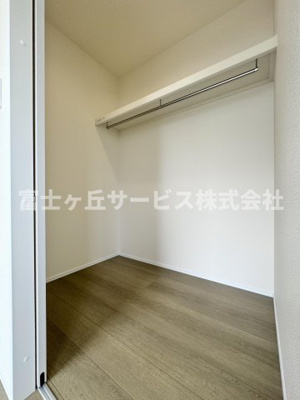 【収納】 | 島田市野田 新築一戸建て B号棟 | 収納豊富なウォークインクローゼット
