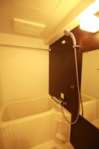 北区西ケ原２丁目の賃貸マンションの浴室