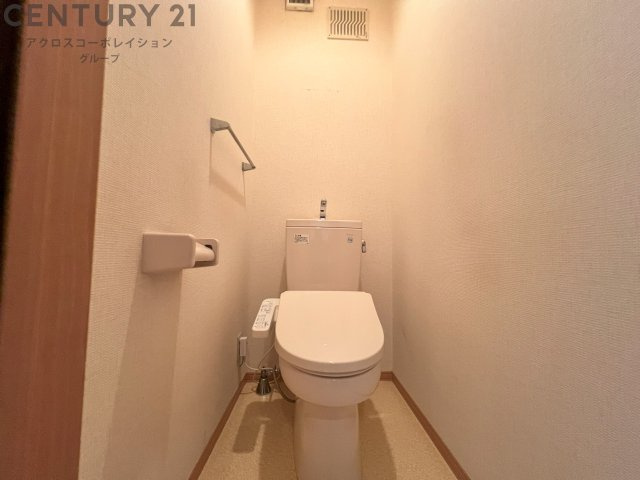 ウォシュレット付きのトイレです♪