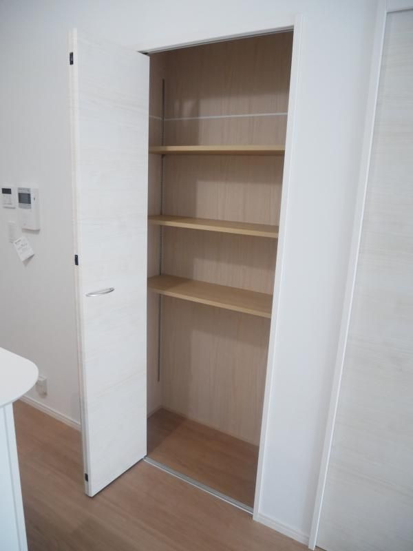 Liaison博多駅東の収納