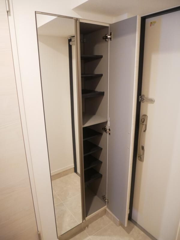 Liaison博多駅東の収納