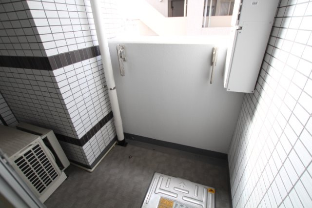 【バルコニー】