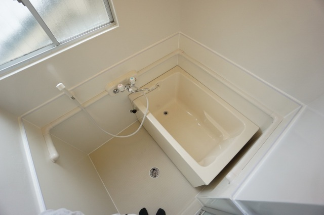 増宮マンションの浴室