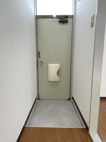 マリーハイツの玄関