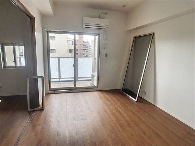 グランバーグ博多の居間・リビング