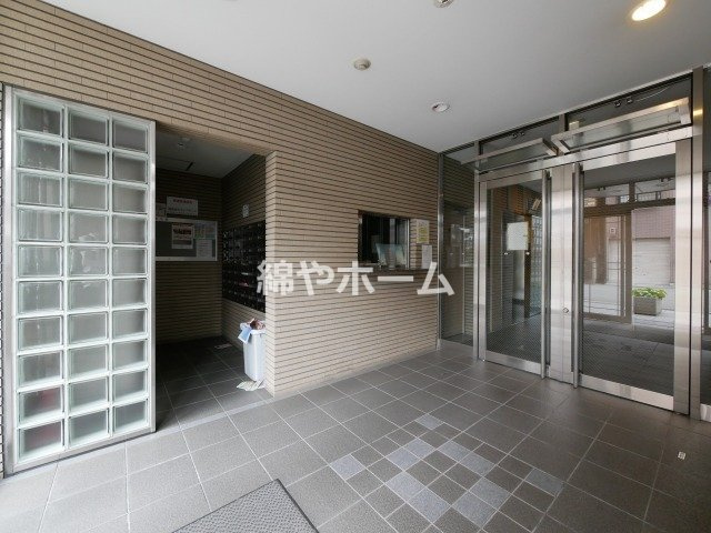 アブレスト桜川のロビー|落ち着いたロビーです