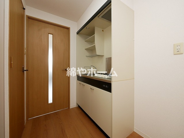 アブレスト桜川の内装|明るい色調の室内です