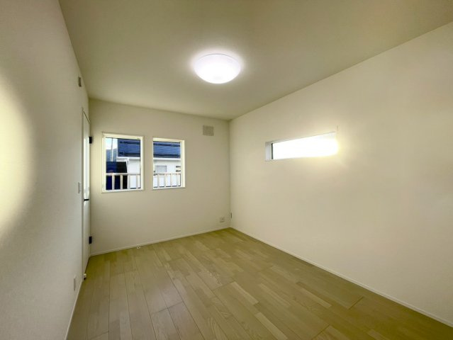 中野市南宮の洋室