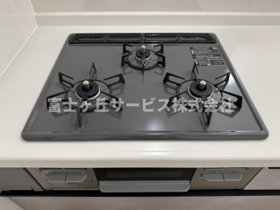 【その他】 | 静岡市清水区高橋5丁目 9期 新築一戸建て A号棟 | 3口コンロがあります