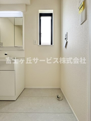 【ランドリースペース】 | 静岡市清水区高橋5丁目 9期 新築一戸建て A号棟 | 洗濯機置き場です