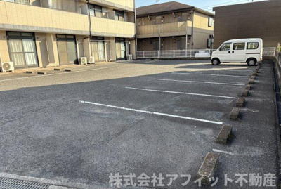 【駐車場】 | ラ・フローラ