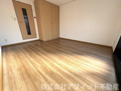 【寝室】 | ラ・フローラ | 洋室8帖