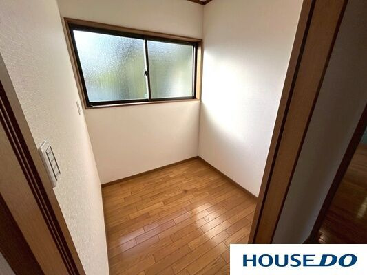 中古戸建　相生町4丁目の洋室|コンパクトで使いやすい洋室です
