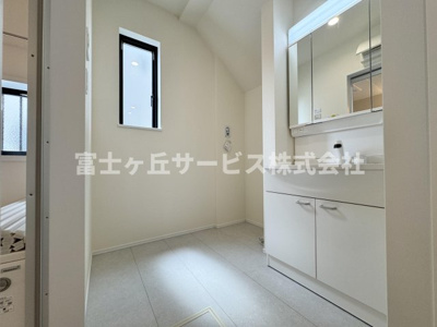 【脱衣所】 | 静岡市清水区高橋5丁目 9期 新築一戸建て C号棟 | 脱衣場です