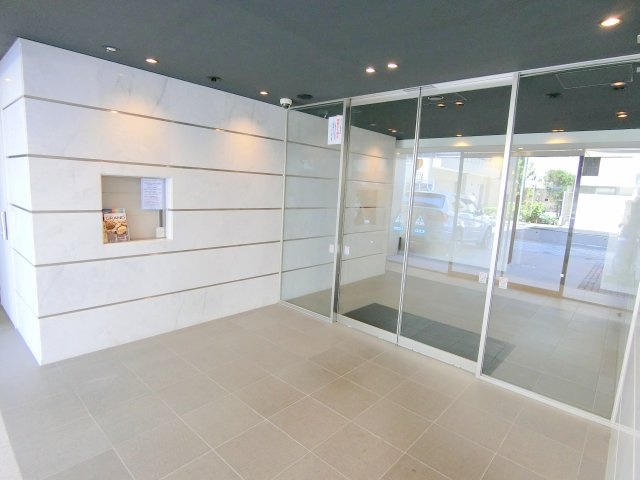 グランドコンシェルジュ蒲田のエントランス