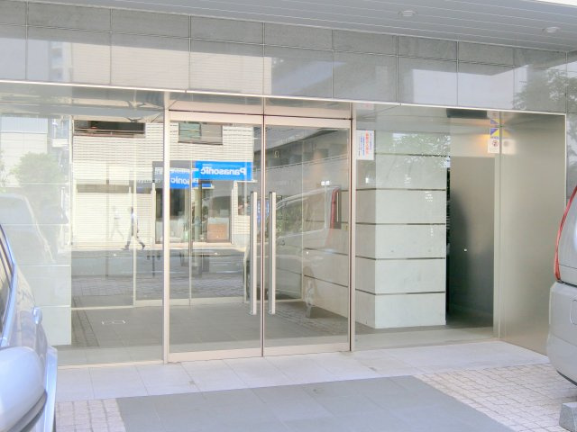 グランドコンシェルジュ蒲田のエントランス