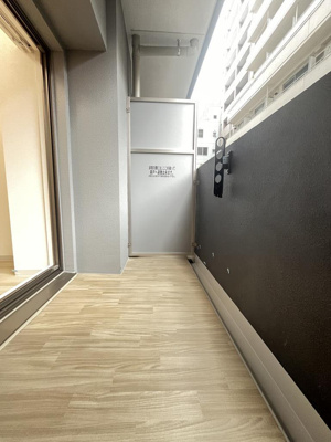 【バルコニー】 | プレサンス堺筋本町エグゼブラン