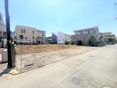 【外観】 | 【仲介手数料３４０～３８０万円が無料！】■山野小学校■高台■ＺＥＨ住宅■制震ダンパー | 【諸費用サービスキャンペーン中！】
詳細は「物件概要」の「諸費用」欄をご確認下さい！
■山野小学校
■耐震性能が最高評価
■ＺＥＨ水準住宅
■高断熱住宅
■省エネ性能ラベル
■モデルハウス見学可能