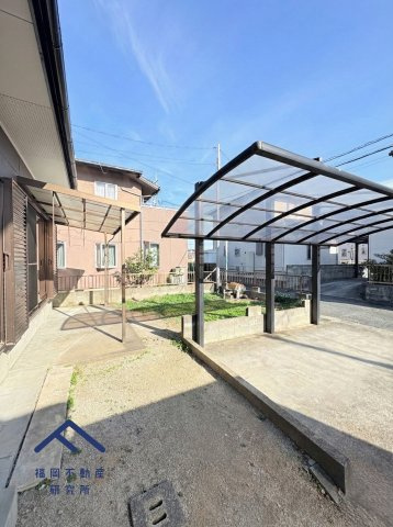 糸島市篠原西3丁目　戸建ての駐車場