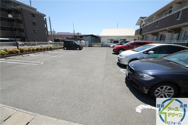 デーア・フィオーレの駐車場