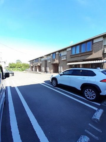 ジェルメⅡＢの駐車場