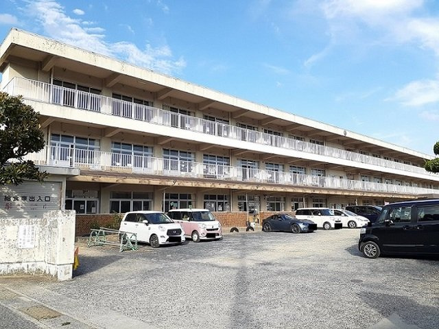 ベルシオン西江原Ⅱの周辺|西江原小学校まで720m