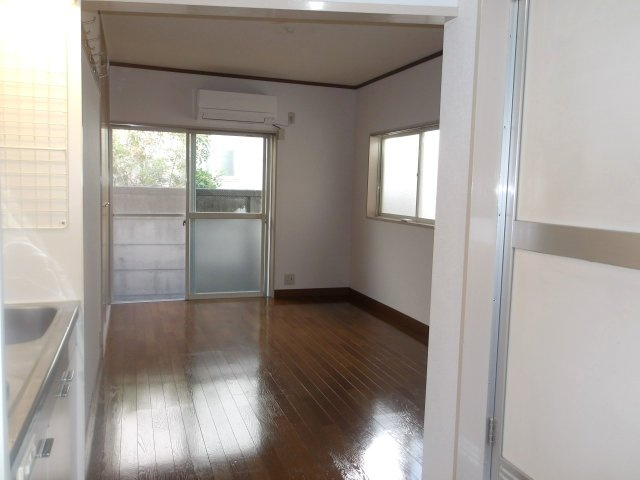 ハイムすばるの居間・リビング