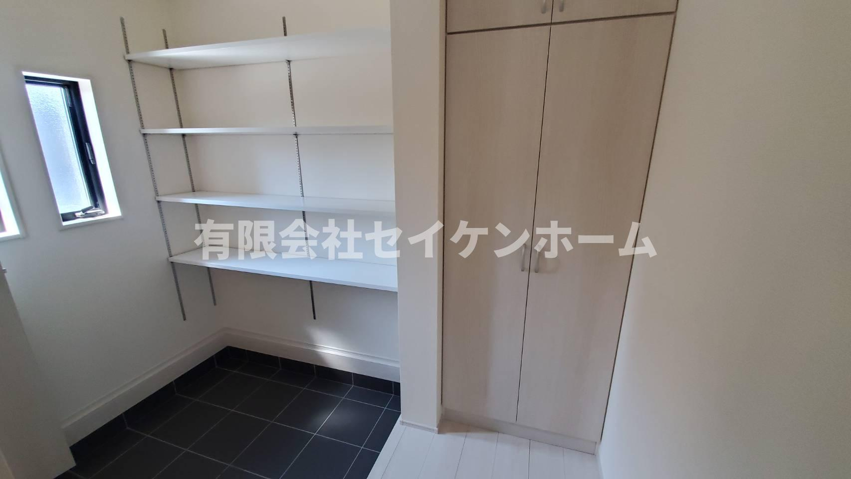 大里郡寄居町桜沢　新築住宅　2号棟　「寄居駅」徒歩9分の収納