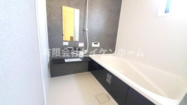 大里郡寄居町桜沢　新築住宅　2号棟　「寄居駅」徒歩9分の浴室