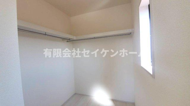 大里郡寄居町桜沢　新築住宅　2号棟　「寄居駅」徒歩9分の収納