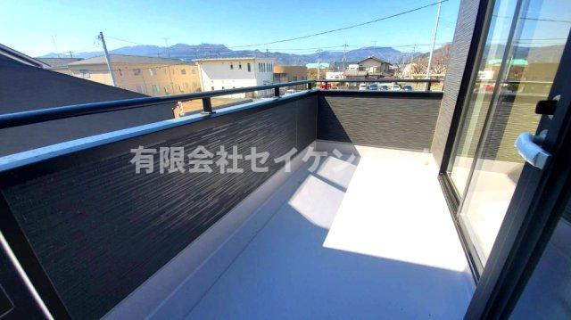 大里郡寄居町桜沢　新築住宅　2号棟　「寄居駅」徒歩9分のバルコニー