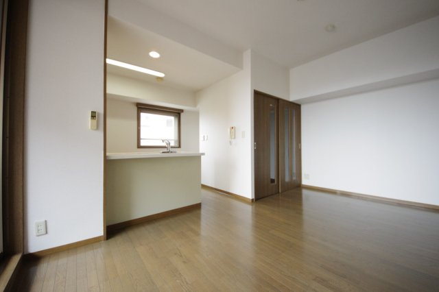 【居間・リビング】