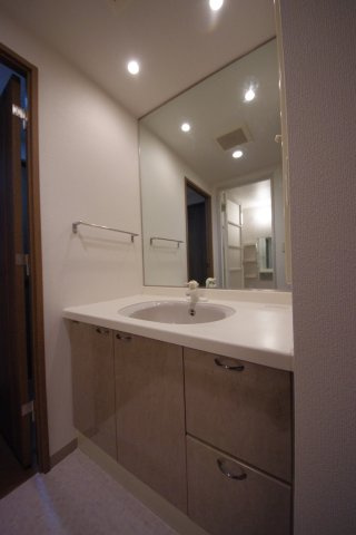 【洗面所】