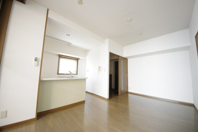 【居間・リビング】