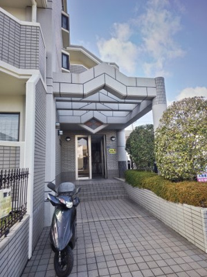 【エントランス】 | コスモスハイツ