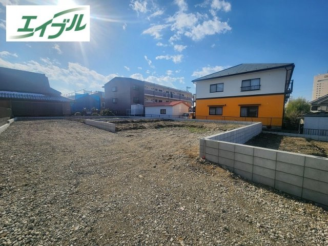 小牧市小木２丁目　新築戸建　２号棟の外観|名鉄犬山線「岩倉」駅まで　バスで８分。バス停まで徒歩5分。