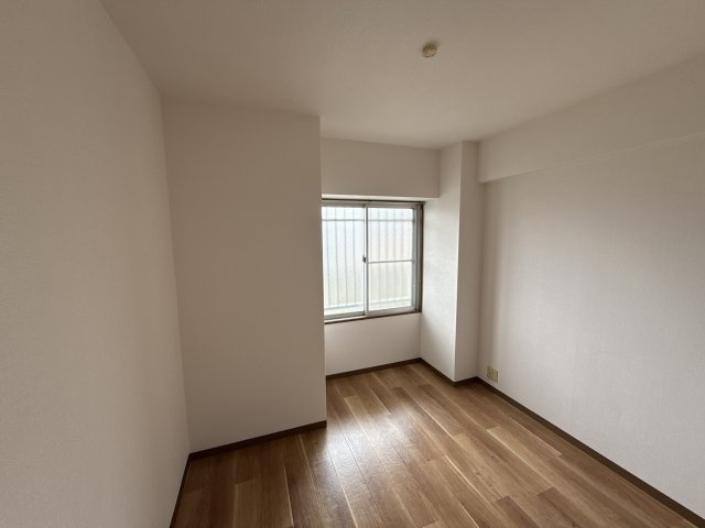 ハピネス北条の寝室