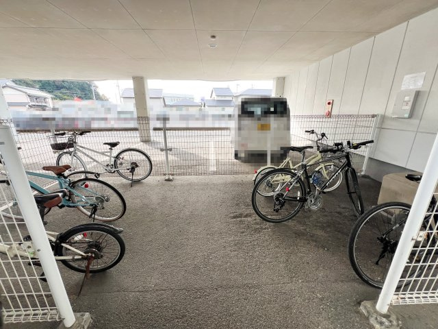 ハイツ ハピィバリーⅡ　E棟のその他共用部分