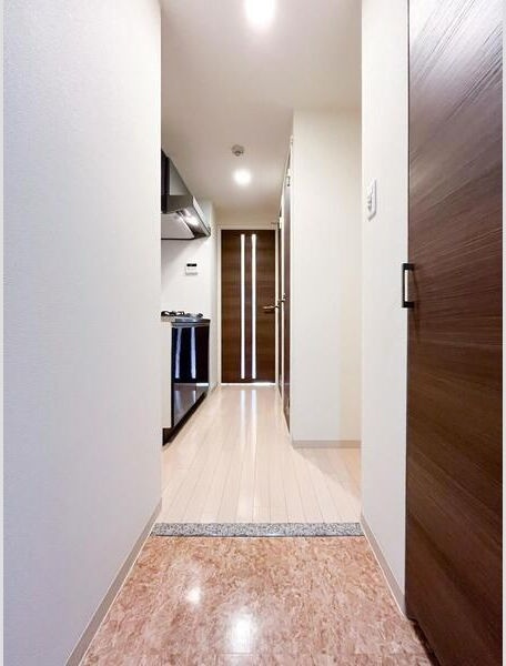 Luxe淡路の玄関