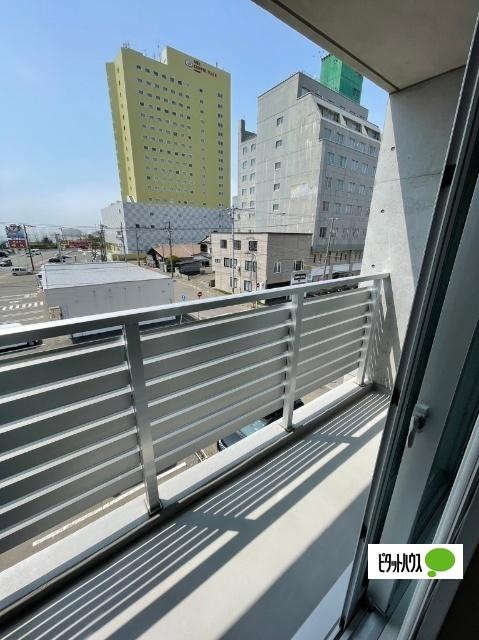 アラモードのバルコニー