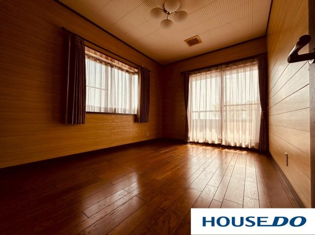 中古戸建　足利市野田町の洋室|使い勝手のいい洋室です