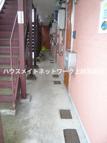 レ・セーナⅠのエントランス|共有通路