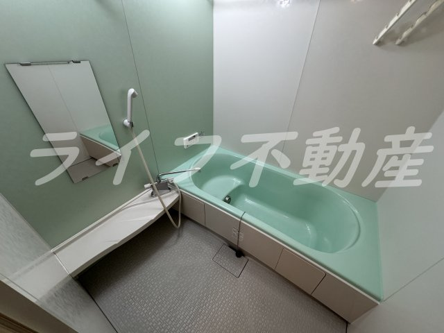 RISA A棟の浴室|落ち着いた空間のお風呂です